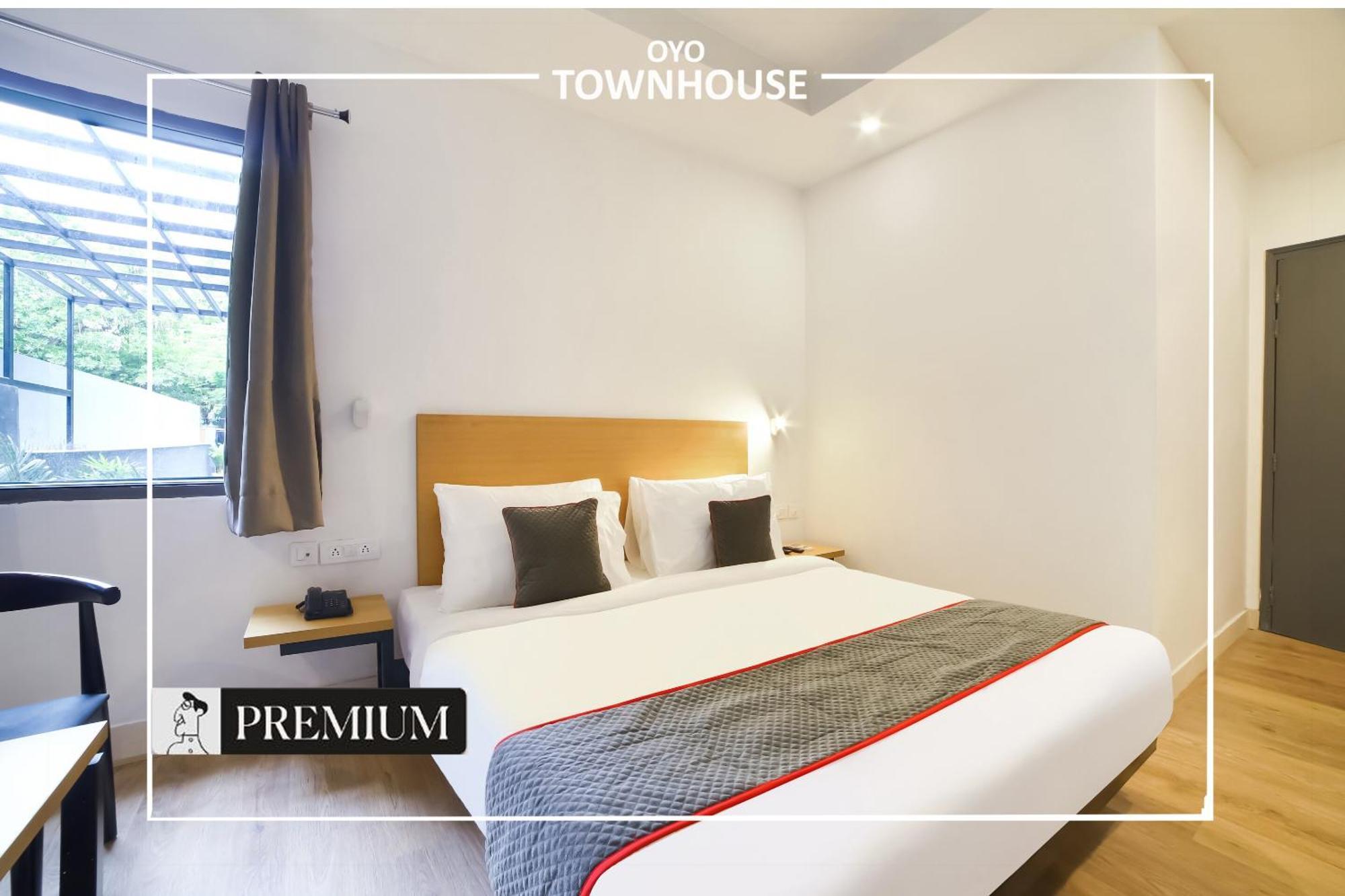 Oyo Townhouse 120 Shushant Lok Γκουργκάον Εξωτερικό φωτογραφία