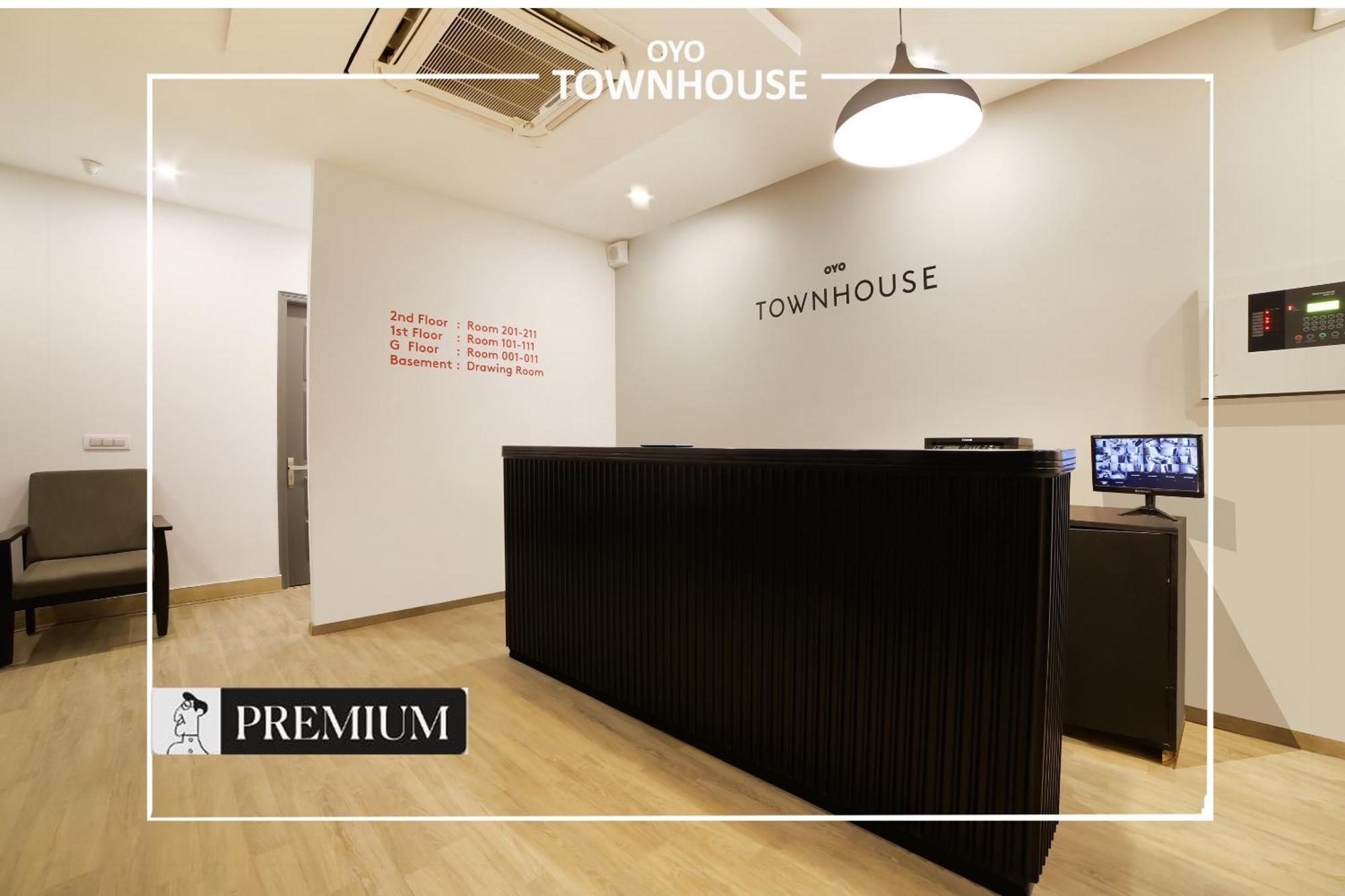 Oyo Townhouse 120 Shushant Lok Γκουργκάον Εξωτερικό φωτογραφία
